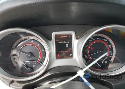 2016 Dodge Journey Sxt z USA, uszkodzony, nr VIN 3C4PDCBB8GT177850